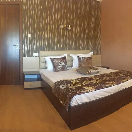 Dimitur Jekov Gasthuis Obzor